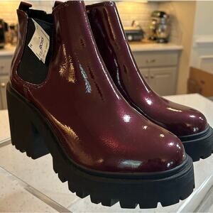 Soda Maroon Patent Leather CHELSEA BootS - Women's Size 10